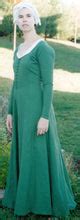 RH313 — Medieval Irish Common Woman Dress (Moy Gown) sewing pattern – Reconstructing History