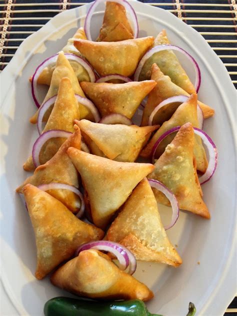 Stella's Meza: Beef Samosas