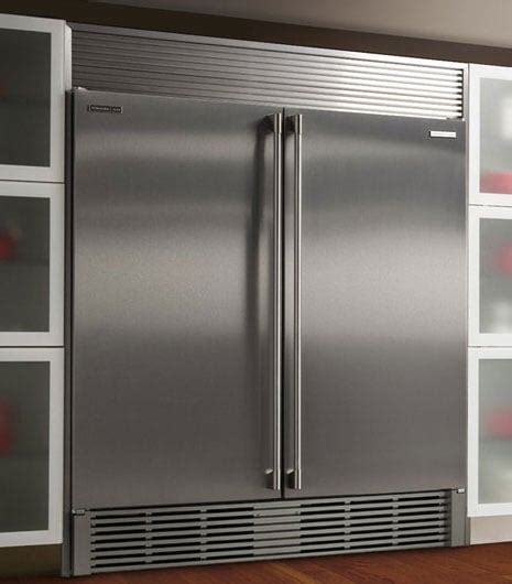 All-refrigerator all-freezer combo - Electrolux ICON Professional Series