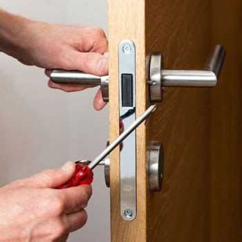 Choosing a Residential Lock Replacement for Your Home