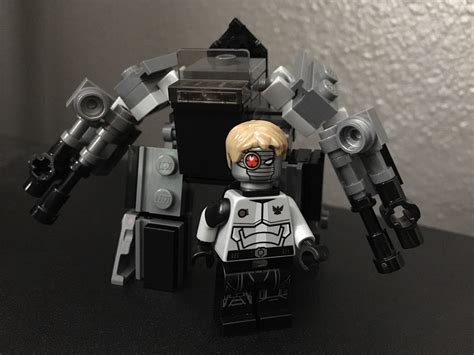 Here's my recently made MOC! This is a Galactic War Machine Mech, with ...