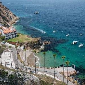 Catalina Island Beaches - [Visit Catalina]