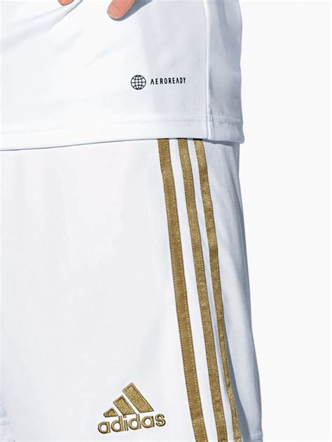 Men Away shorts 22-23 white | Official FC Bayern Munich Store