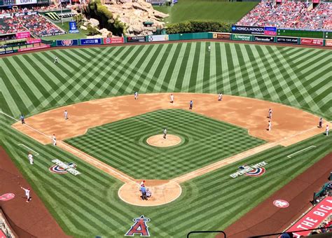 How Do They Mow Designs In Baseball Fields - BaseBall Wall