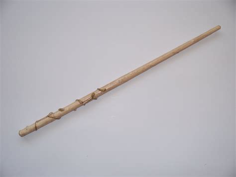 Luna Lovegood's first wand | Harry Potter Wands Wiki | Fandom powered by Wikia