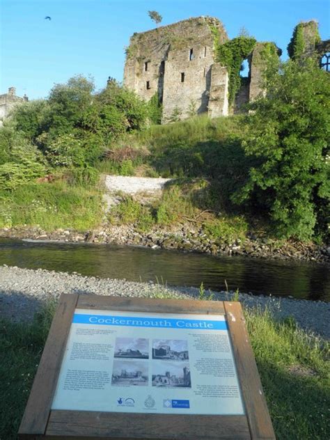 Cockermouth castle © Steve Fareham :: Geograph Britain and Ireland