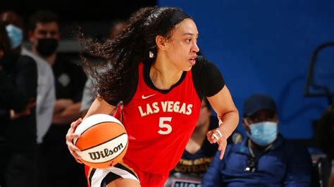 WNBA's Dearica Hamby claims Las Vegas Aces 'unethical' after trade to Los Angeles Sparks : r ...