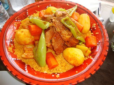 Recette Couscous tunisien - 750g.com | Recette | Couscous tunisien ...