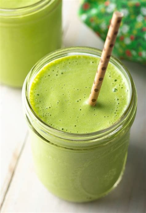 Green Protein Smoothie Recipe - A Spicy Perspective