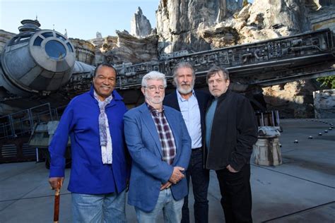 Star Wars Cast Reunion at Galaxy's Edge Disneyland Opening | PS Celebrity