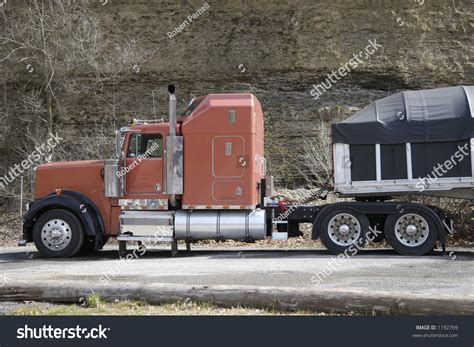 Semi Truck Side View Stock Photo 1192769 : Shutterstock