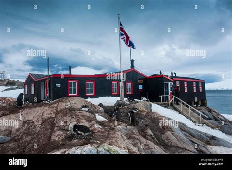 Port lockroy museum hi-res stock photography and images - Alamy