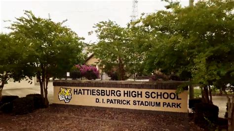 Hattiesburg High School announces in-person graduation plans | WJTV