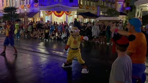 PHOTOS, VIDEO: Max Goof as Powerline for Mickey's Not-So-Scary Halloween Party 2022 - WDW News Today