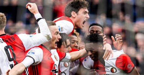 VIDEO: Feyenoord win in dramatic fashion over PSV thanks to goalline ...