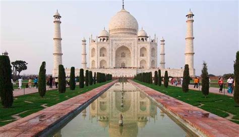 Taj Mahal Entry Fee Hiked To Rs 200 - lifeberrys.com