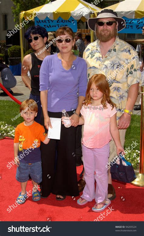 Actress Elizabeth Pena Family Hollywood Premiere Stock Photo (Edit Now) 94205524