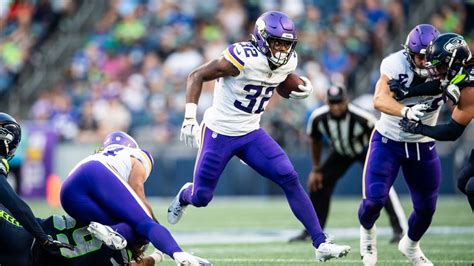 Minnesota Vikings announce initial 53-man roster for 2023 season | FOX ...