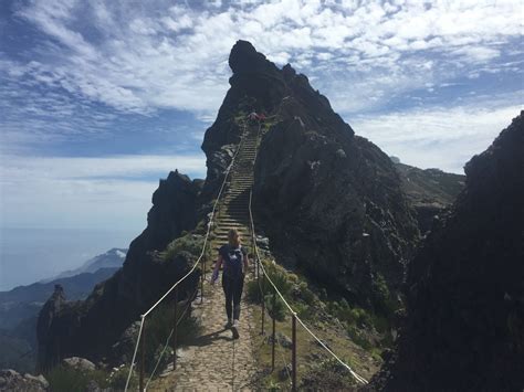 Achada do Teixeira onto Pico Ruivo & Pico Arieiro • Hiking Trail » outdooractive.com