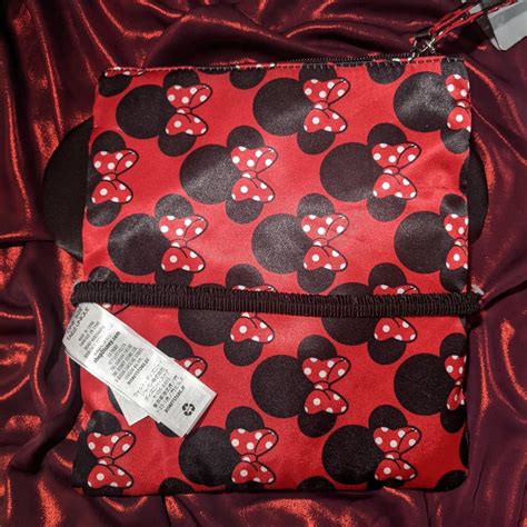 🖤Minnie Mouse Sleeping Mask with Bag🖤 ⚠️PLZ message... - Depop