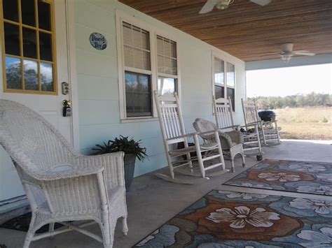 Ginnie Spring Vacation Rentals & Homes - Florida, United States | Airbnb