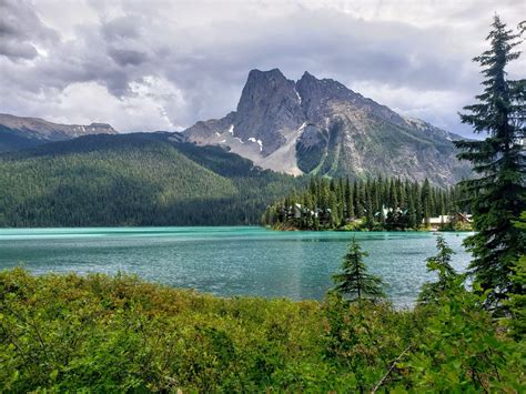 Hiking the Emerald Lake Loop - Yoho National Park - My Life Thriving