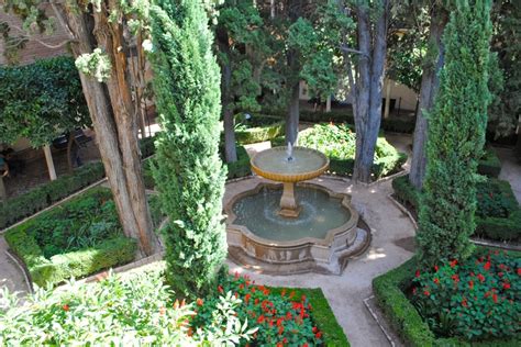 Gardens at Alhambra, Granada Spain Every doorway or courtyard had to have a fountain..for ...