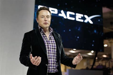 Elon Musk’s fortune hinges increasingly on SpaceX as Tesla wilts