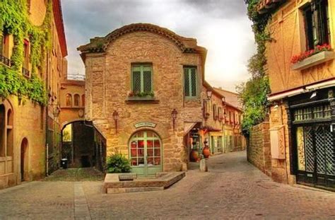 The lovely streets of Carcassonne | Beautiful places, Carcassonne, France photos