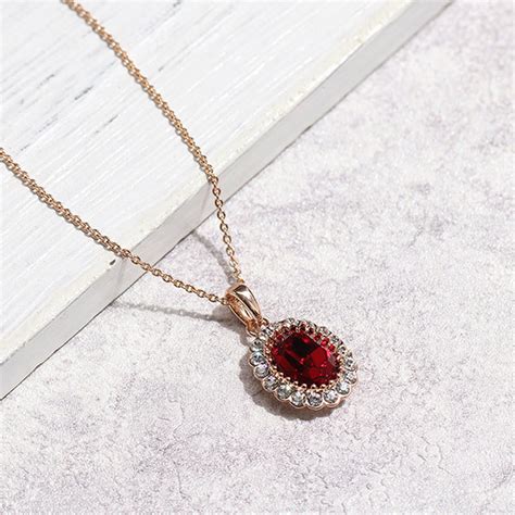 Crystal Pendant Necklace - ApolloBox