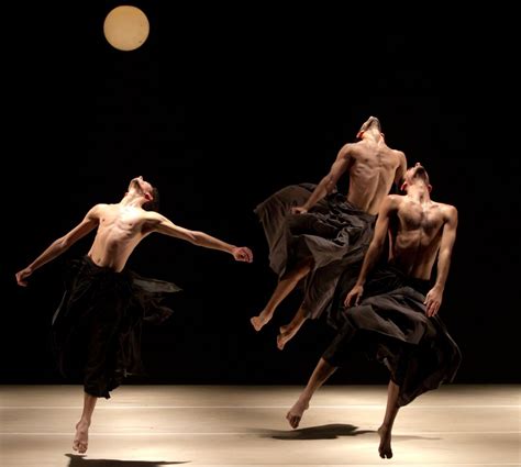 Kibbutz Contemporary Dance Company looks to offer universal experience ...