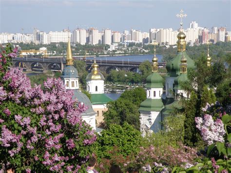 File:Vydubychi Monastery 2008(Kiev).JPG - Wikimedia Commons