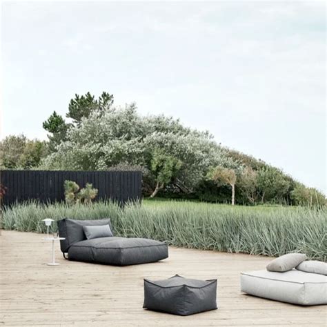 STAY Outdoor Furniture– blomus