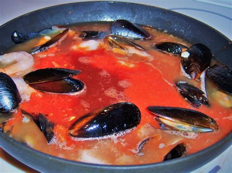 Zuppa Di Pesce (Italian Fish Soup) | What's Cookin' Italian Style Cuisine