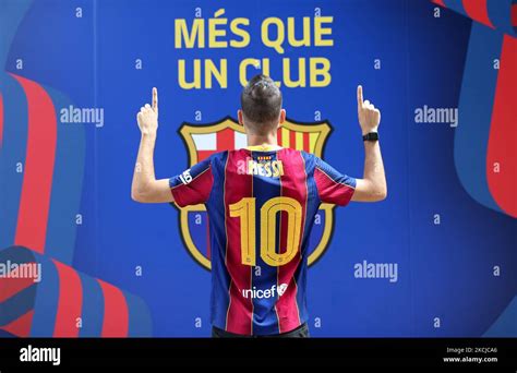 Much expectation at the farewell of Leo Messi from FC Barcelona, in ...