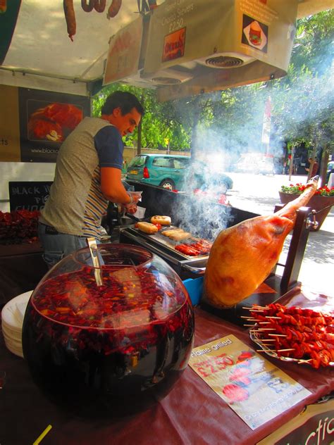 London Bucket List: real food market at southbank (4.5/5)