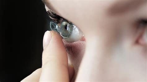 Experience the Ease of Buying Contact Lenses Online