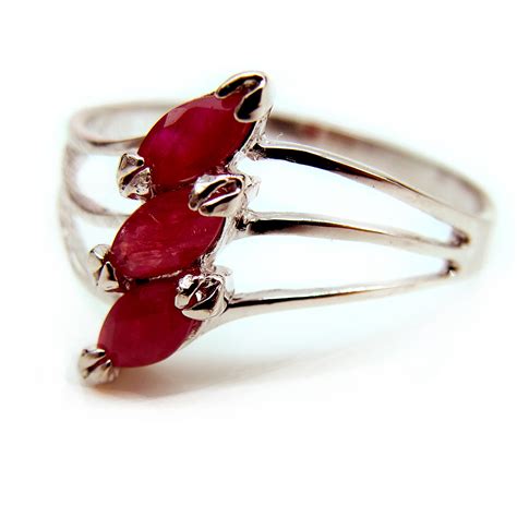 Ruby Gemstone Rings Well Suited For Auspicious Occasions