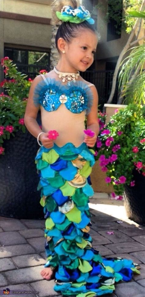 Sirenita | Mermaid halloween costumes, Mermaid halloween, Little mermaid costume