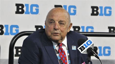 Ex-Wisconsin football coach Barry Alvarez still influential in Big Ten