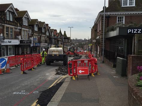 Parking bays re-open in Uckfield High Street | Uckfield News