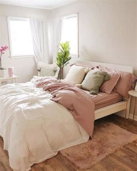 29 Stunning Yellow Aesthetic Room Decor Ideas » tendollarbux.com | Home decor bedroom, Home ...