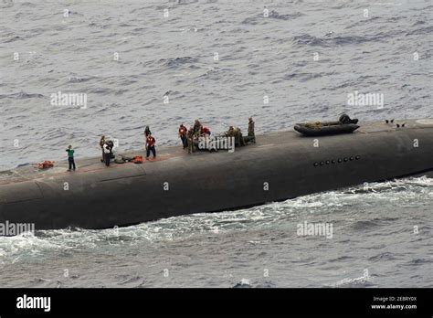 Ohio class nuclear submarine hi-res stock photography and images - Alamy