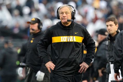 Iowa Football vs. Purdue: First Half Open Thread - Black Heart Gold Pants