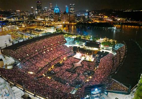 Taylor Swift’s Pittsburgh show draws largest concert crowd in ...