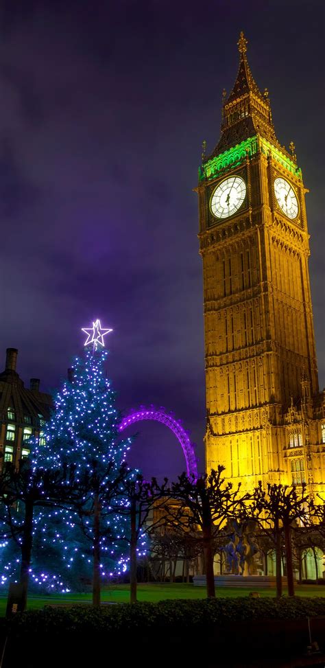 25 Impressive photos of Christmas celebrations around the World. #17 Is ...