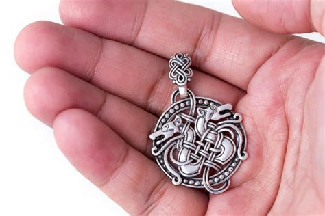 925 Sterling Silver Viking Hound Wolf Fenrir Norse Knotwork Pendant - SilverMania925