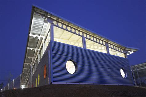 Gallery of The Armadillo Crèche / Cornell University Sustainable Design - 5