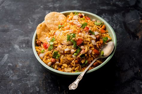 Bhel Puri Recipe | Make Tasty & Easy Indian Chaat In 20 Mins