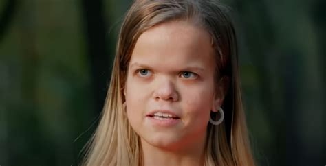 '7 Little Johnstons' Anna Johnston Reveals New Boyfriend Is Gay: Trolling?